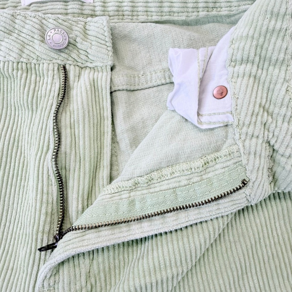 PACSUN 90's Boyfriend Pistachio Green Corduroy Pants Size 27 Wide Leg Soft - Picture 8 of 9